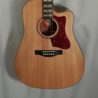 Norman  ST40 CW Studio 6-String RH Acoustic Electric Guitar with Tric Case-Natural HG for sale