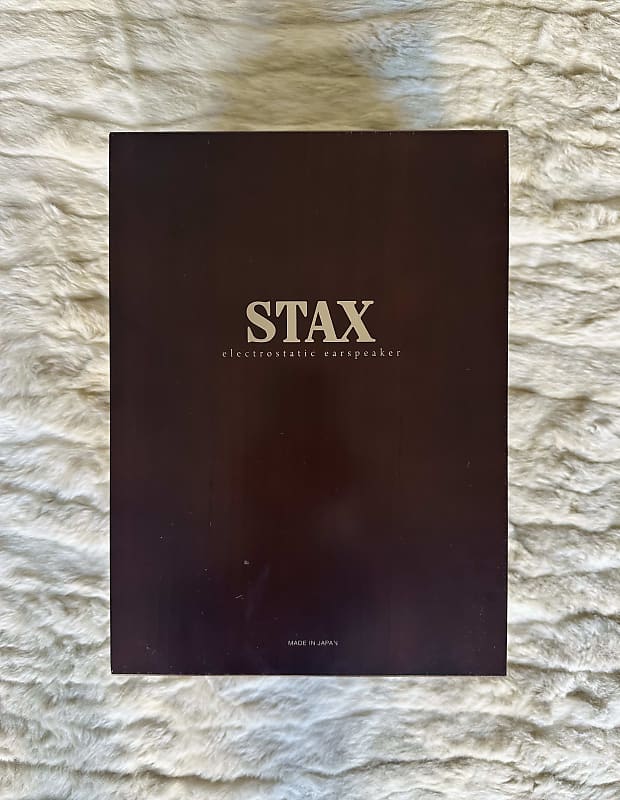 Stax SR-009 and SRM-D10 Portable Amplifier  			