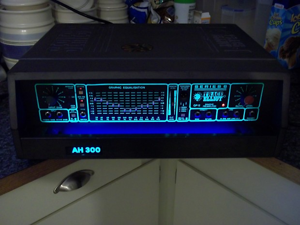 Trace Elliot AH 300 Series 6 Bass Amp Black | Reverb