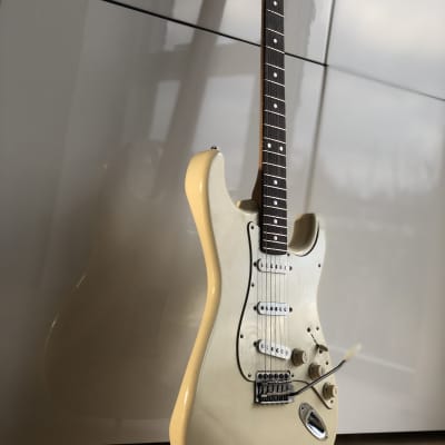 Fender Stratocaster JOHN NORUM (Europe) Final Countdown 1985 White image 2
