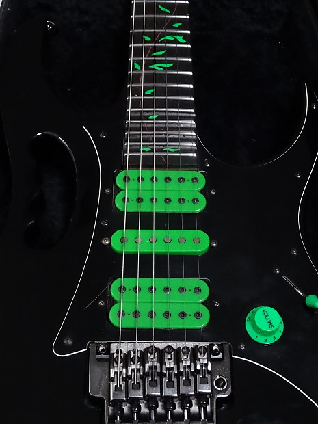 Ibanez JEM 777 VBK Black with Green Vine Inlay Steve Vai with Hardcase