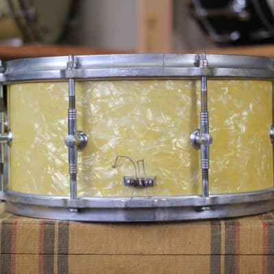 1930's Gretsch Gladstone Snare Drum 6.5"x14" w/ 3 Way Tuning system image 3