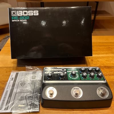 Boss RE-202 Space Echo | Reverb