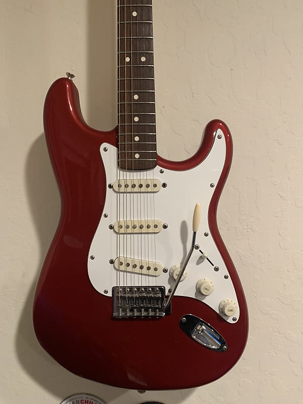 Fender Stratocaster 1995 - Candy Apple Red | Reverb