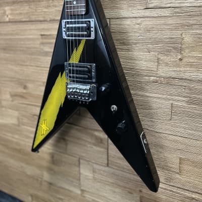 Aria Pro II XX Deluxe Flying V guitar 1980's -MIJ - Black