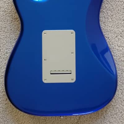 Fender Limited Edition H.E.R. Stratocaster Electric Guitar, Blue Marlin, New Gig Bag image 5