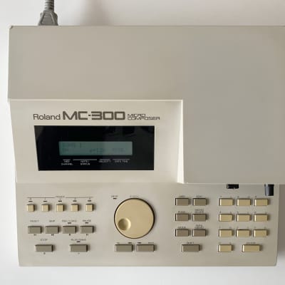 Roland MC-300 Micro Composer MIDI Sequencer + GOTEK floppy emulator + Manuals