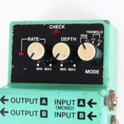 BOSS PN-2 Tremolo Pan Pedal 1990 Vintage Guitar pedal From