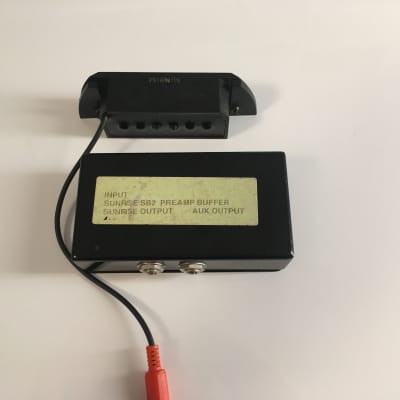 Sunrise S1 acoustic pickup and SB2 preamp buffer box (stereo