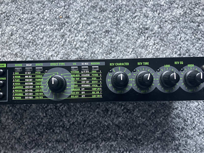 Zoom RFX-2000