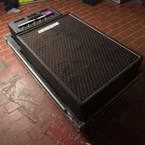 Vox Foundation Bass head & Supreme cab owned by Noel Gallagher - OASIS tour gear image 3