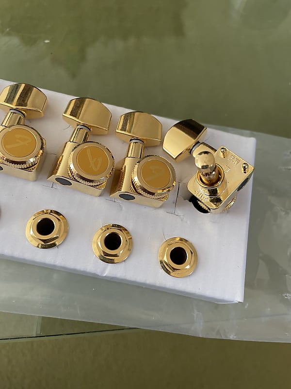 Fender Locking tuners Gold Reverb