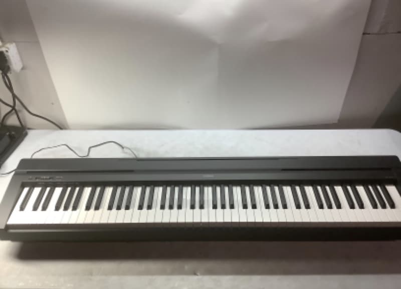 Yamaha P71B P71 88key digital piano Reverb