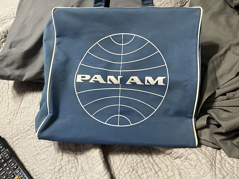 The Beatles Vintage Pan Am flight bag 1960s Blue with White