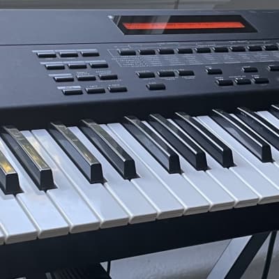 Roland XP-50 61-Key 64-Voice Music Workstation Keyboard image 4