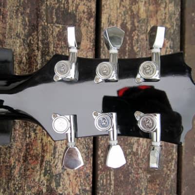 SX Les Paul Copy 6 String Electric Guitar - Black image 17