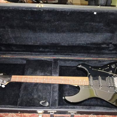 Yamaha EG112C2 Strat Style Guitar with Roland GI-20 GK-3 MIDI Interface Pickup