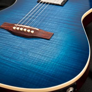 【一部予約販売】 Godin A6 Ultra Extreme Trans Blue | Reverb ギター