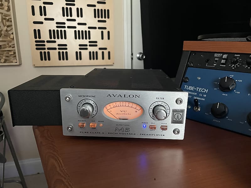Avalon M5 Microphone Preamplifier 2018s Silver Reverb