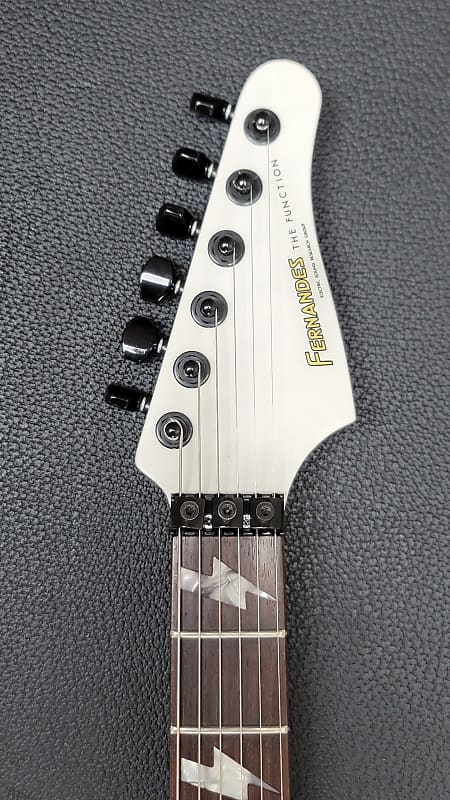 フェルナンデス FERNANDES FST ファンクション 日本製 ギター フェルナンデス FERNANDES FST ファンクション 日本製 ギター