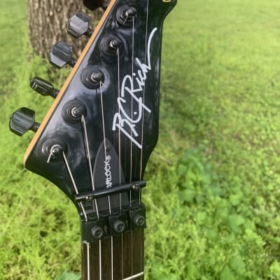 B.C. Rich Warlock 80’s NJ Autographed by Lita Ford! image 6