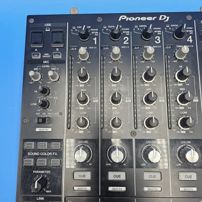 Pioneer DJM-900NXS2 4-channel DJ Mixer with Effects