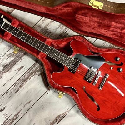 Gibson ES-335 2023 Sixties Cherry New Unplayed w/Case Auth