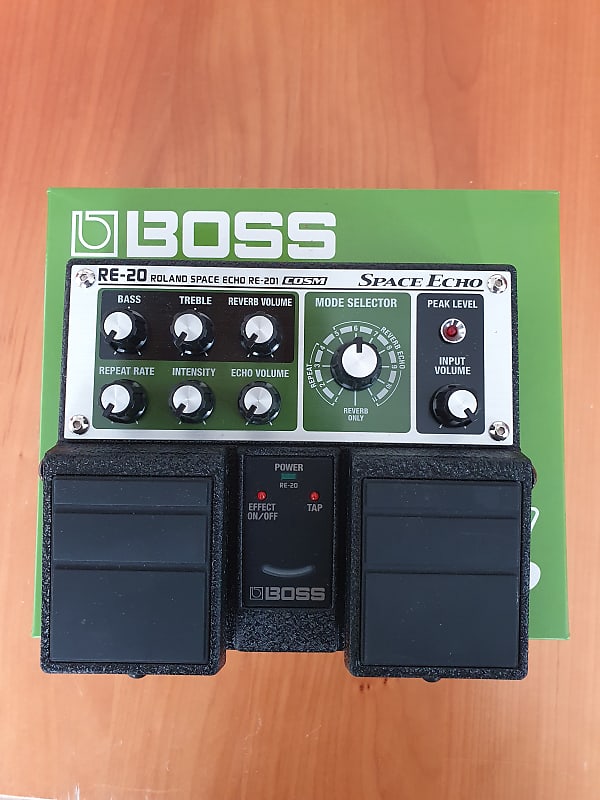 Boss RE-20 Space Echo