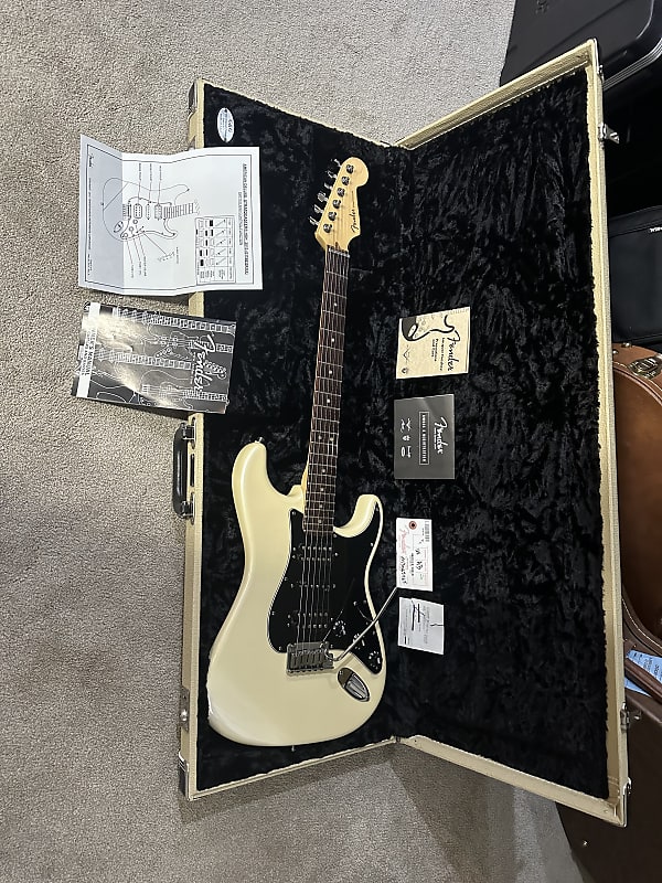 Fender American Deluxe Stratocaster 2011 - 2016