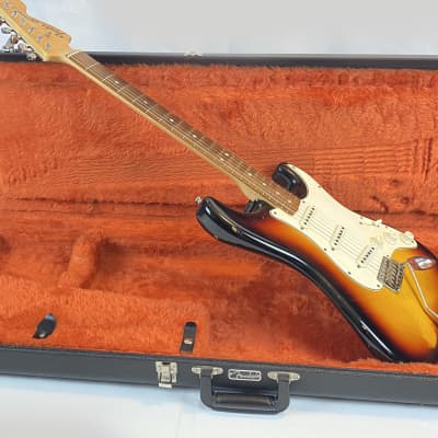 Fender Stratocaster 69 Custom Shop 2000 Sunburst Time Machine Collection image 2