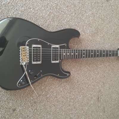 Fernandes ST-40 Limited Edition 1985 - Black L Serial Made