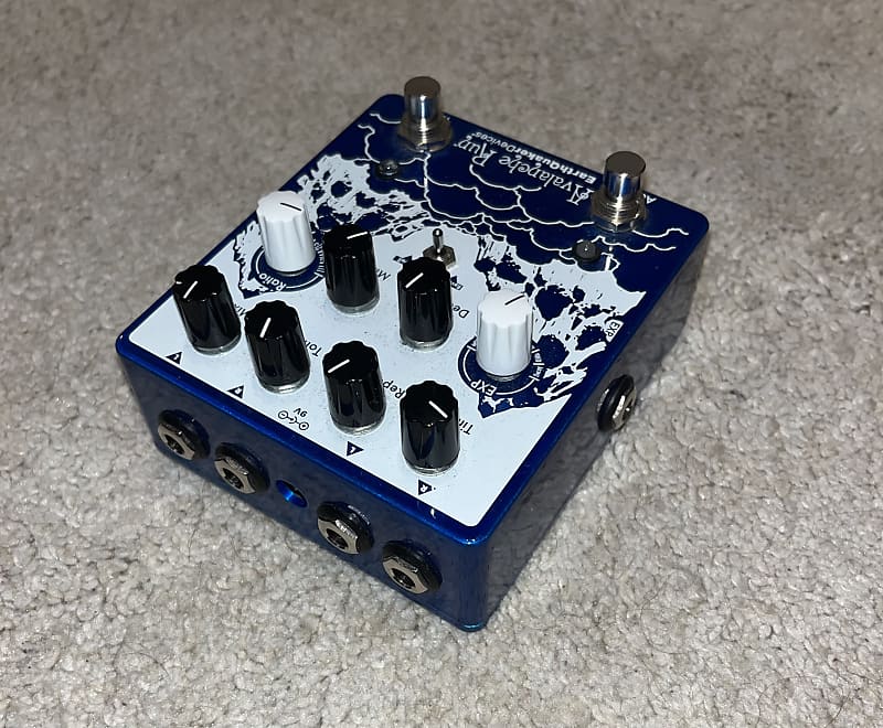 EarthQuaker Devices Avalanche Run Stereo Reverb & Delay with Tap Tempo V2 Limited Edition