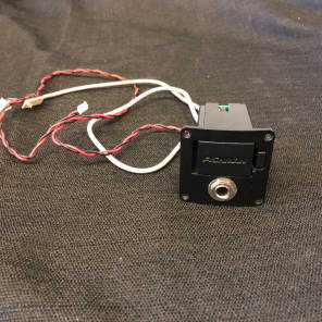 Fender fishman discount battery change