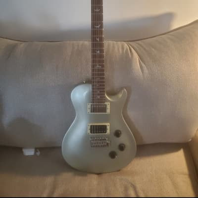 Unknown Silver trem guitar image 1