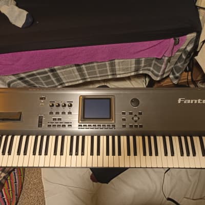 Roland Fantom FA-76 76-Key Music Workstation 2002 - 2003 - Silver