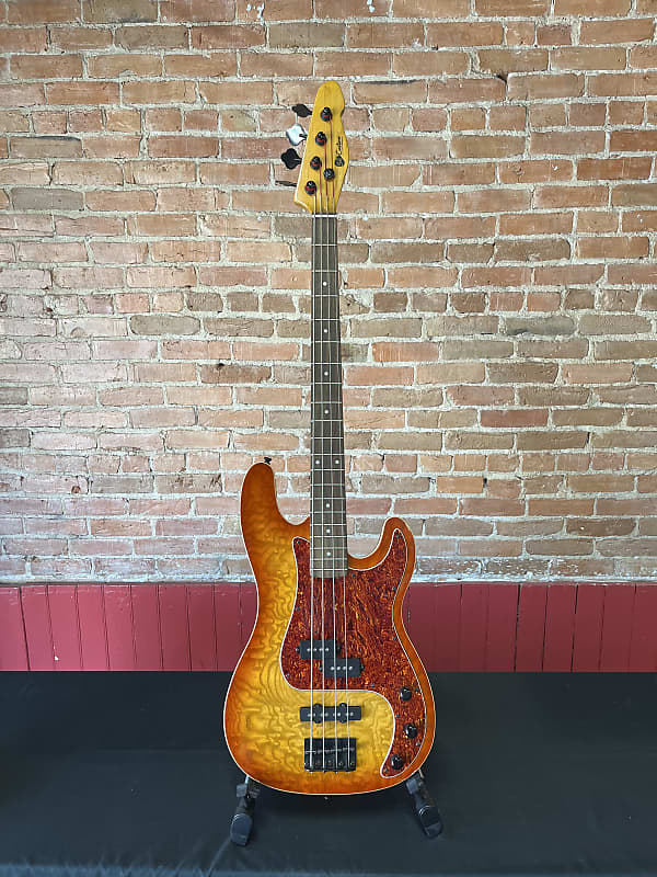 St. Blues S&T Custom 4-String Bass image 1