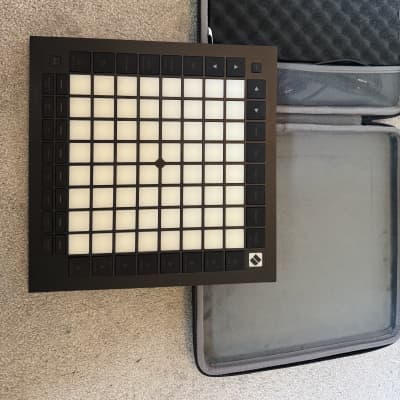 Novation Launchpad Pro MKIII Pad Controller 2020 - Present - Black