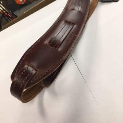 Fender Paramount Brown Leather Banjo Strap model # 0990614021