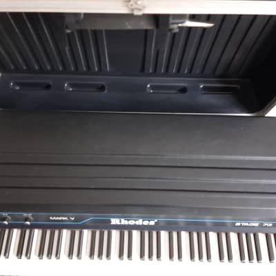 Fender Rhodes 73 image 1