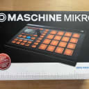 Native Instruments Maschine Mikro MkI Groove Production Studio