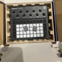 Novation Circuit Tracks Groovebox 2024 - Black