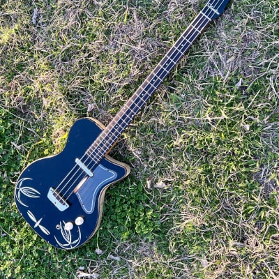 1959 Silvertone Model 1444 Danelectro Made Dolphin Nose Bass Guitar Black over Copper image 6