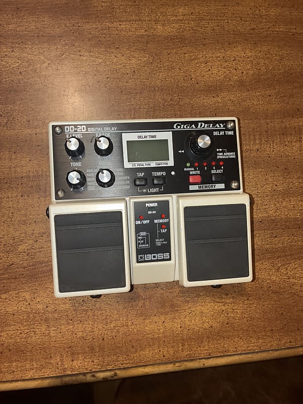 Boss DD-20 Giga Delay