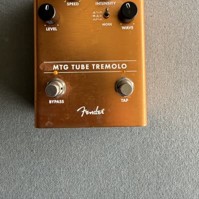 【美品】Fender MTG Tube Tremolo Fender MTG Tube Tremolo Review - Premier Guitar