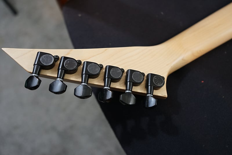 GROVER JACKSON - KELLY-72 - Left handed guitar Made in Japan GROVER JACKSON - KELLY-72 - Left handed guitar Made in Japan