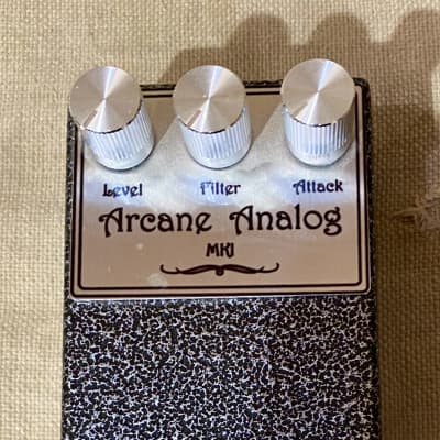 メーカー RangeBender / FaceBender Analog Arcane (Rangemaster Fuzz + ギター