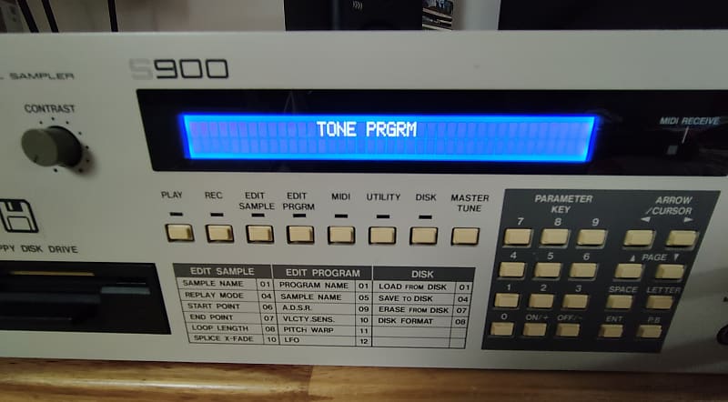 Akai S900 MIDI Digital Sampler 1986 | Reverb Canada