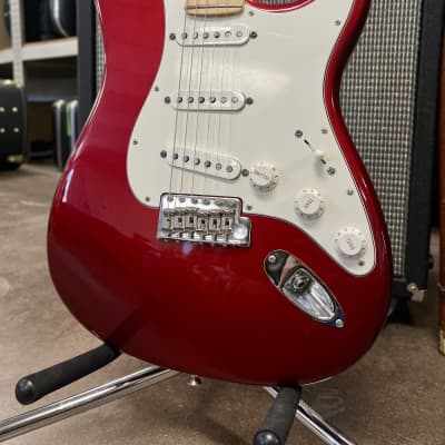 2011 USA Fender American Special Stratocaster Candy red for sale