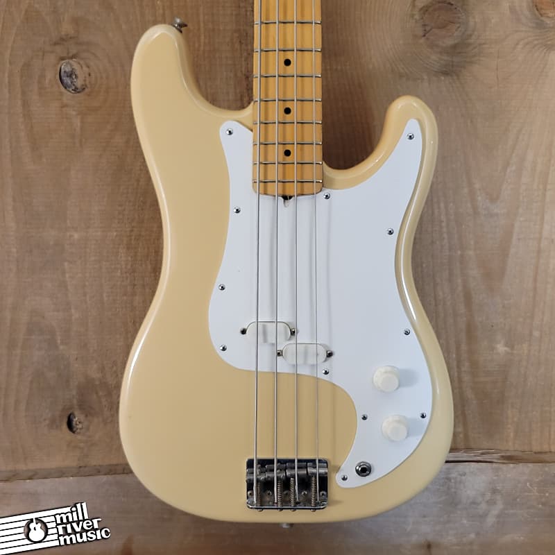 Fender USA B-34 Bullet Bass Deluxe White 1982
