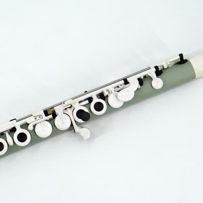 Guo Tocco Plus Flute in C with New Voice Headjoint - Mint (Green) image 5